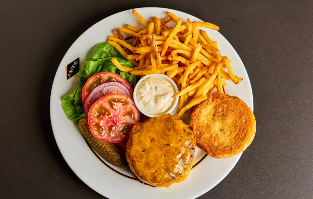 Vesper Burger do Astor | Foto: Bruno Geraldi